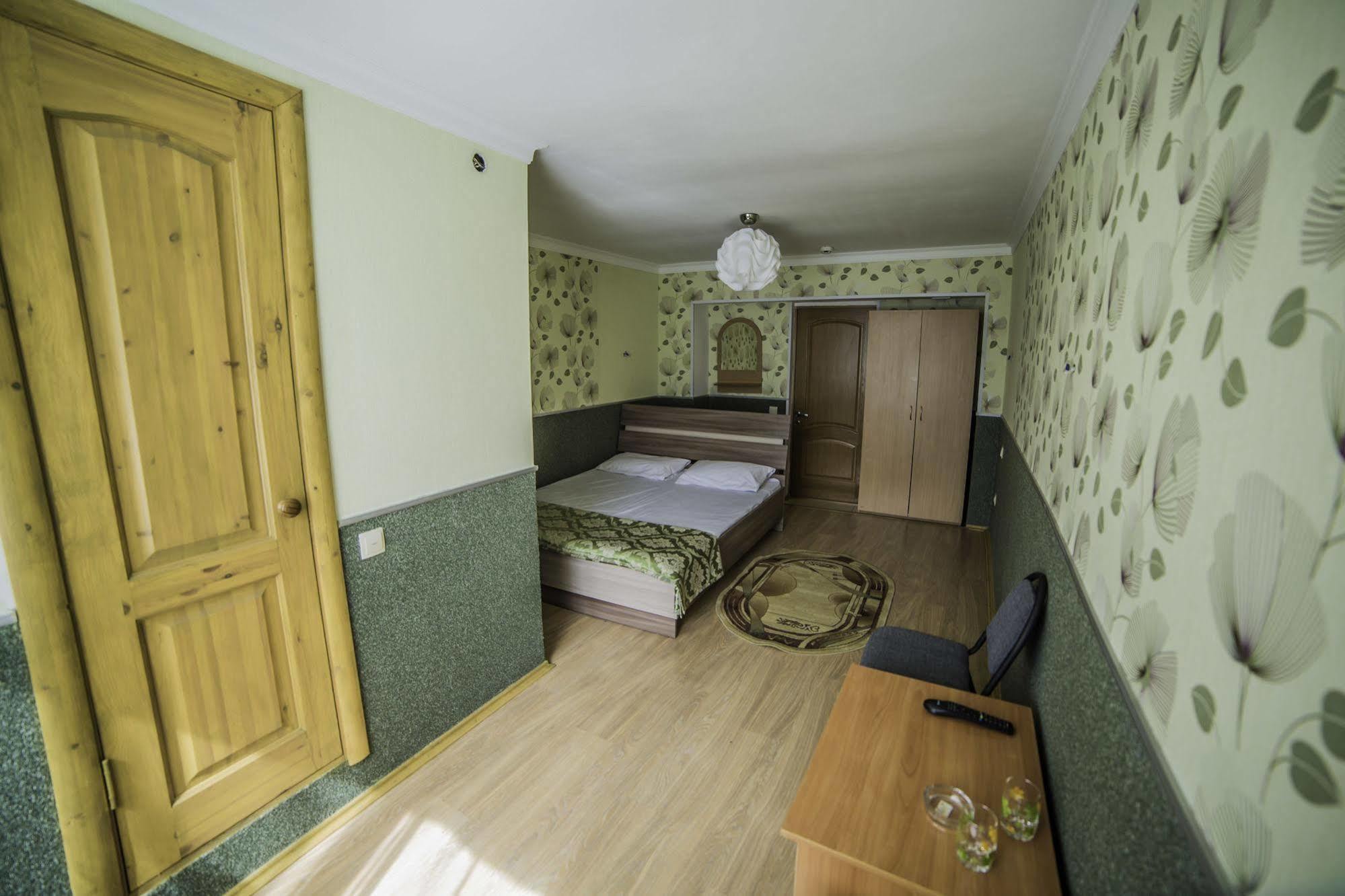 Economy Hotel Zhyger Astana Luaran gambar