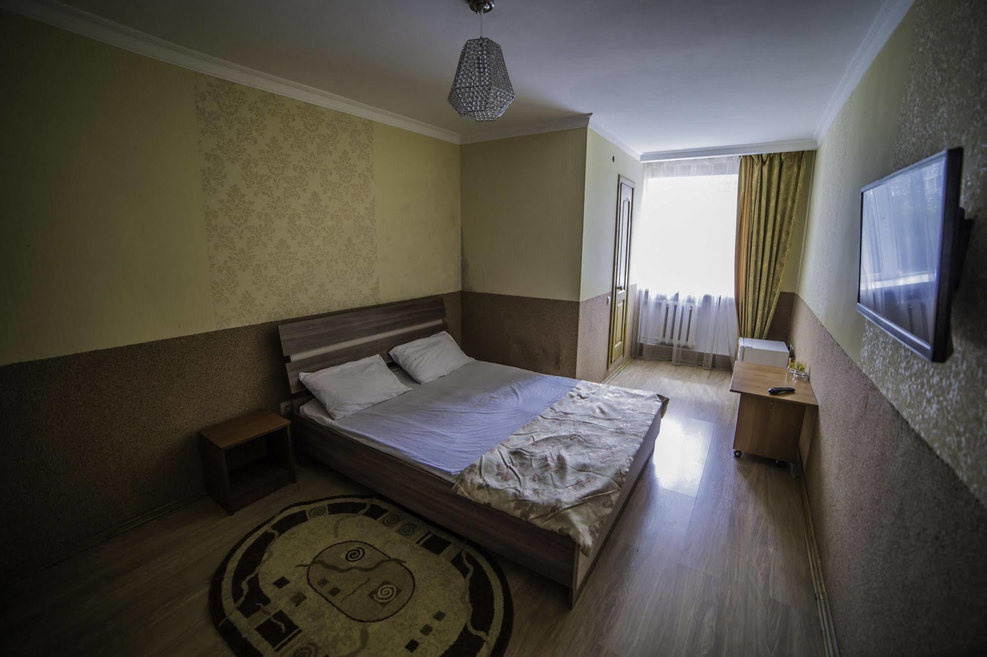 Economy Hotel Zhyger Astana Luaran gambar